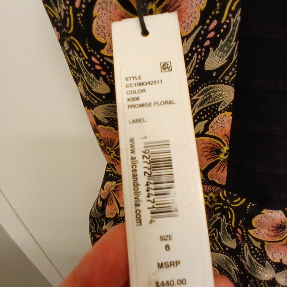 Alice and Olivia Madison Promise Floral mini dress Sz 6 NWT - Picture 4 of 5